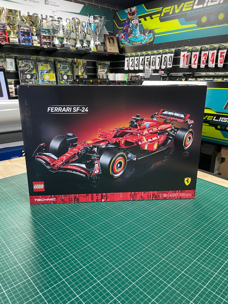 Load image into Gallery viewer, LEGO TECHNIC - FERRARI SF-24
